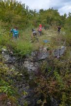 Entretien des pelouses calcaires des Chaudrolles par les bénévoles Entretien des pelouses calcaires des Chaudrolles par les bénévoles